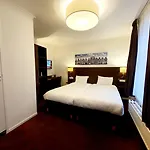 Hotel Nes