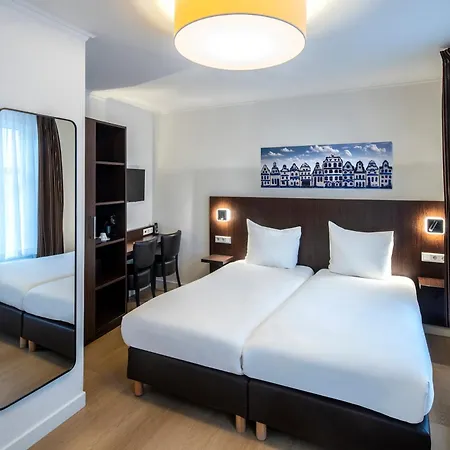 Nes Hotell 3*