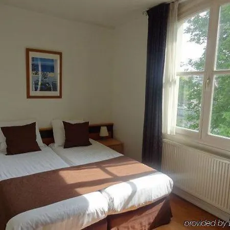 Nes Hotell 3*