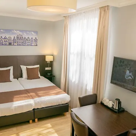 Nes Hotell