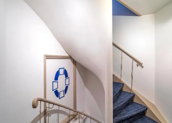 Nes 3* Амстердам