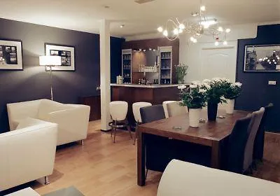 纳斯酒店